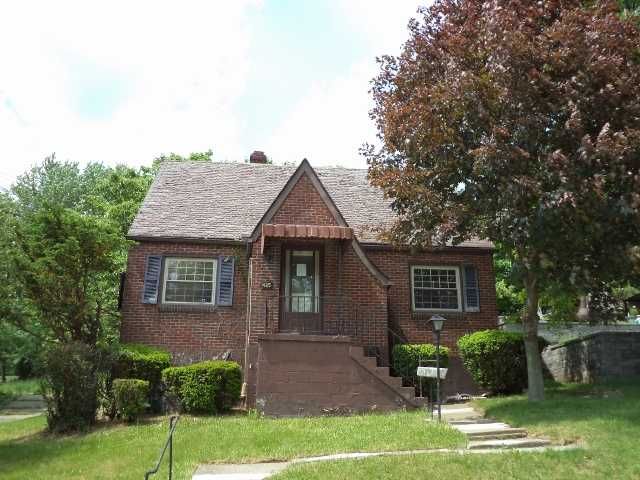 425 Linden St, Mckeesport, PA 15132