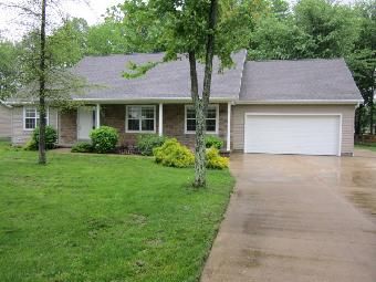 104 Aaron Dr, Mount Orab, OH 45154