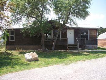 231 Iroquois Trail, Bandera, TX 78003