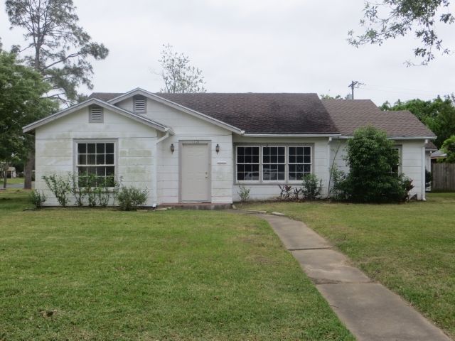 1101 15th Ave North, Texas City, TX 77590