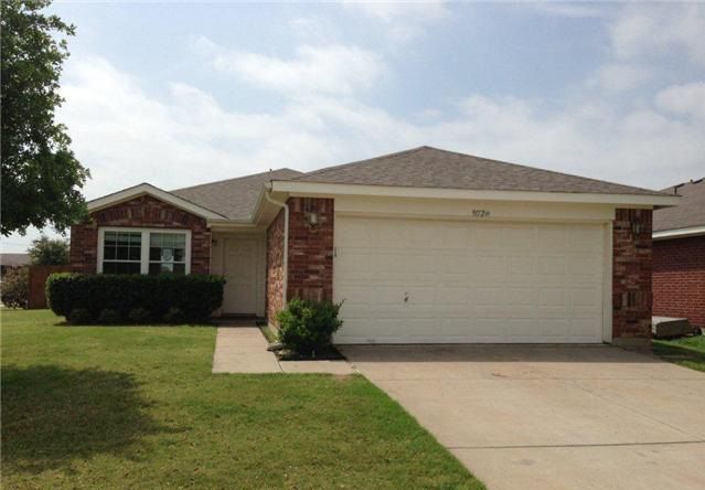 9112 Chisholm Trl, Aubrey, TX 76227