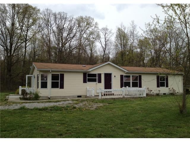 15574 Hillcrest Rd, Mount Orab, OH 45154