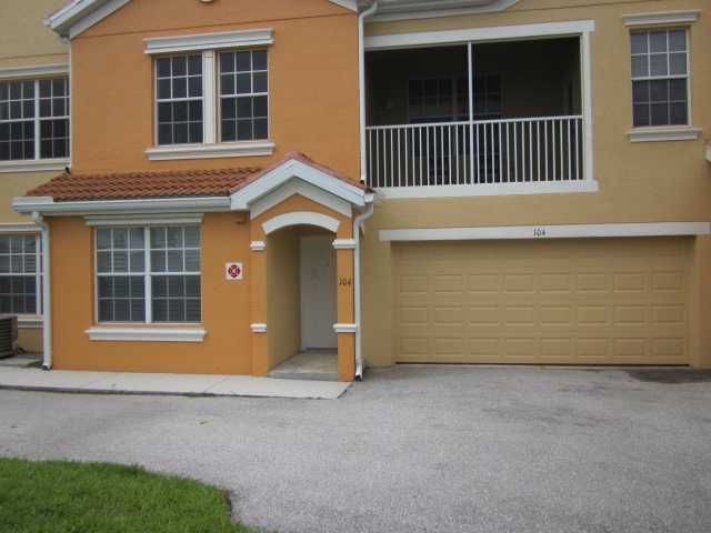 1750 Concordia Lakes Circ, Cape Coral, FL 33909