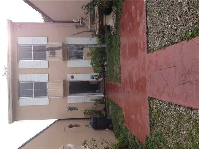 7100 W 15 CT # 7100, Hialeah, FL 33014