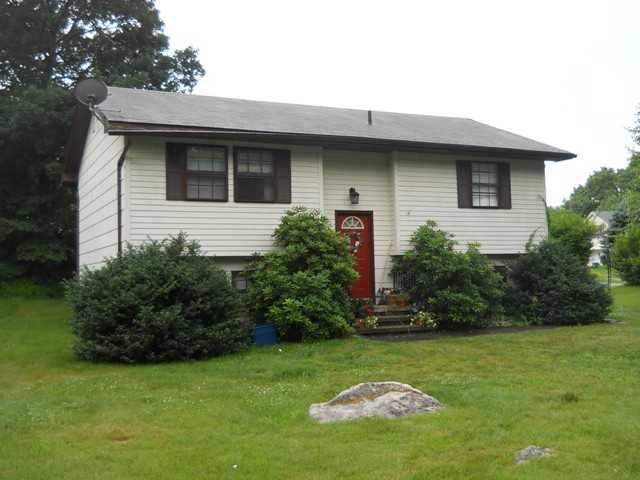 51 Thistle Down Ln, Naugatuck, CT 06770