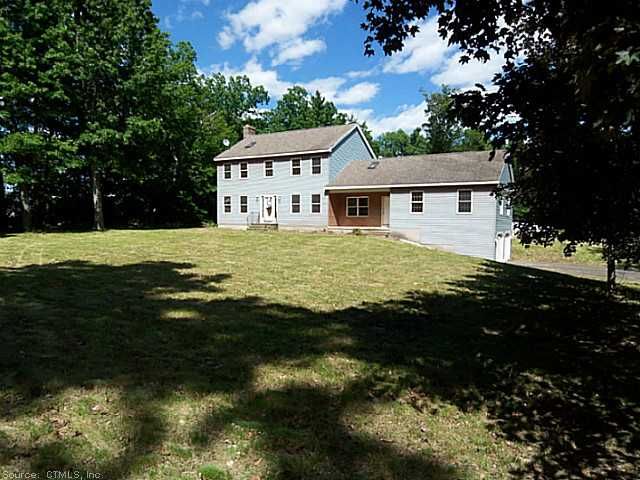 83 East Rd, Broad Brook, CT 06016