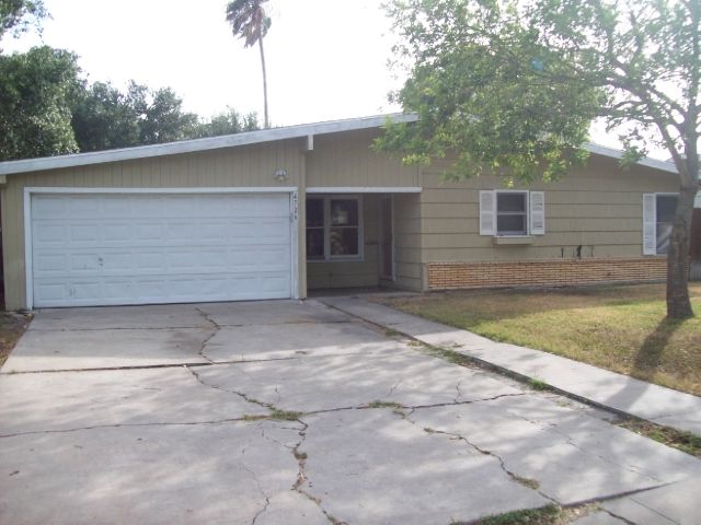 4726 Jarvis St, Corpus Christi, TX 78412