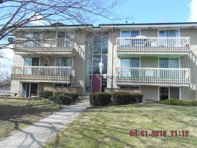 2623 Ridgecroft Dr Se Apt 101, Grand Rapids, MI 49546