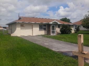 1309 NE 4th Ave, Cape Coral, FL 33909