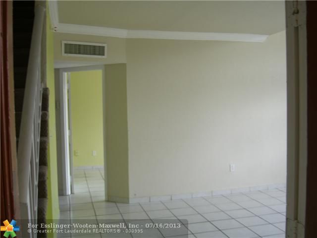 8009 W 6th Ave # H, Hialeah, FL 33014