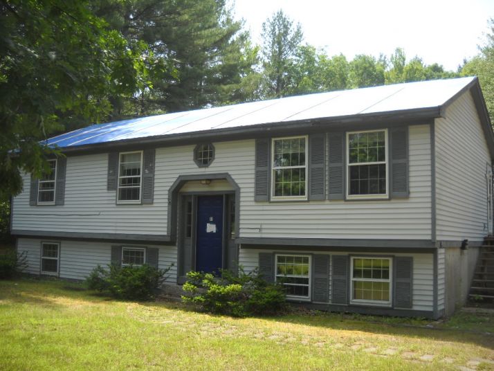 81 Woodland St, Fryeburg, ME 04037