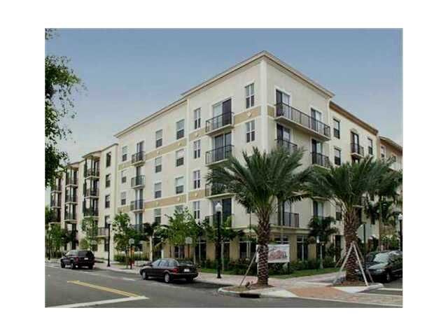 1900 VAN BUREN ST # 116, Hollywood, FL 33020