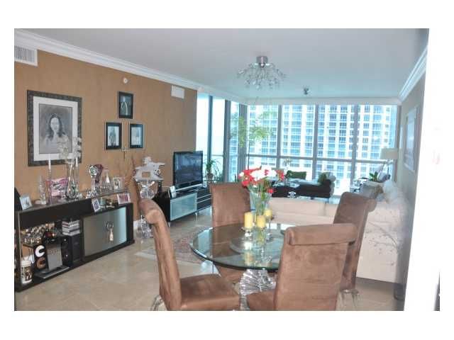 3101 S OCEAN DR # 2004, Hollywood, FL 33019