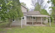 216 S East St Vassar, MI 48768