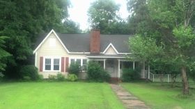 450 S Tallassee St, Dadeville, AL 36853