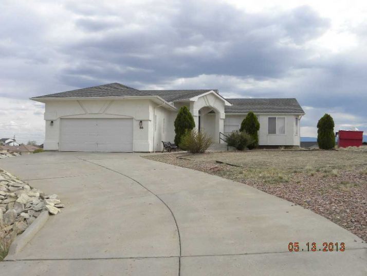 186 W Greenway Pl, Pueblo, CO 81007