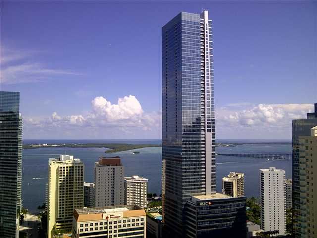 60 SW 13 ST # 3404, Miami, FL 33130