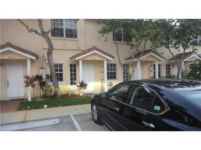 6736 Sienna Club  Place, Fort Lauderdale, FL 33319