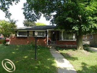 14426 Fenton, Redford, MI 48239