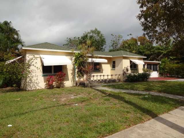 1815 Lake Ave, West Palm Beach, FL 33401