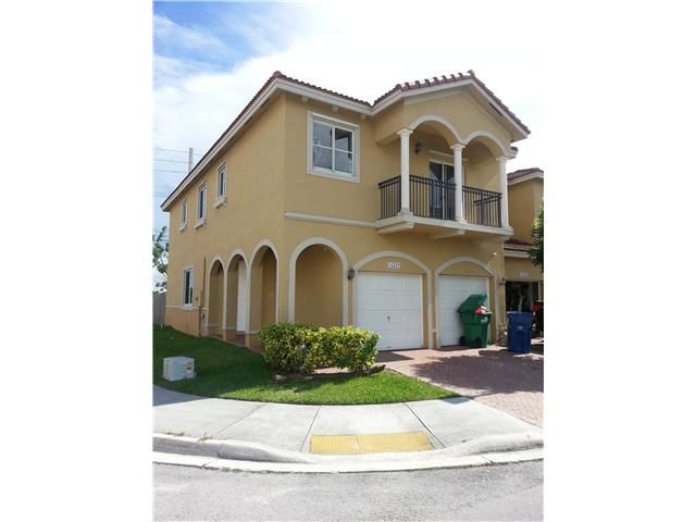 16592 SW 71 TE, Miami, FL 33193