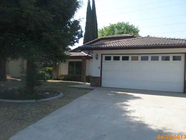 7317 Maleta Court, Bakersfield, CA 93308