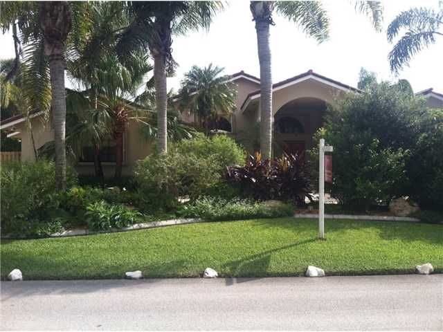 9860 SW 148 TE, Miami, FL 33176