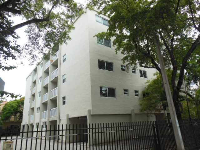 2920 SW 28 TE # 206, Miami, FL 33133