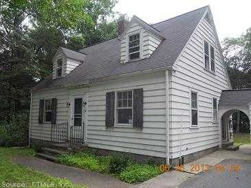 30 Genevieve St, Putnam, CT 06260