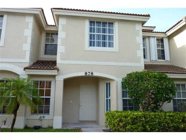 878 Summit Lake Dr, West Palm Beach, FL 33406