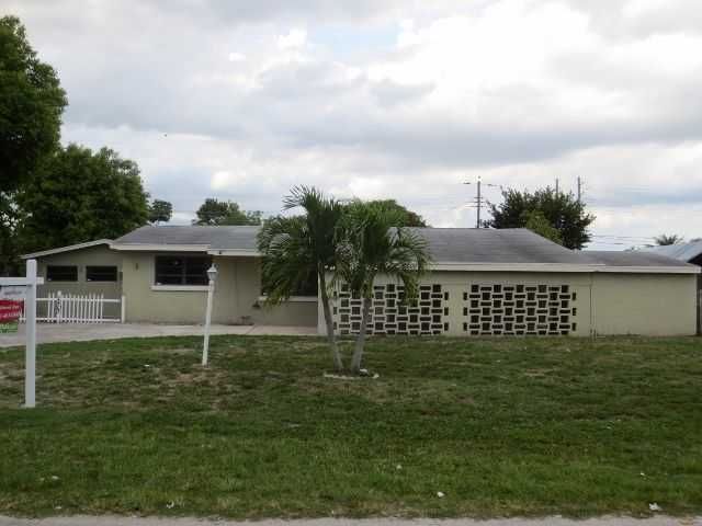 2403 Oklahoma St, West Palm Beach, FL 33406