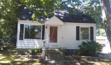 3525 Hiawatha Dr Muskegon, MI 49441