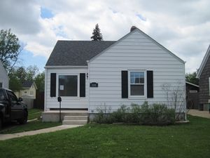 6116 34th Ave, Kenosha, WI 53142