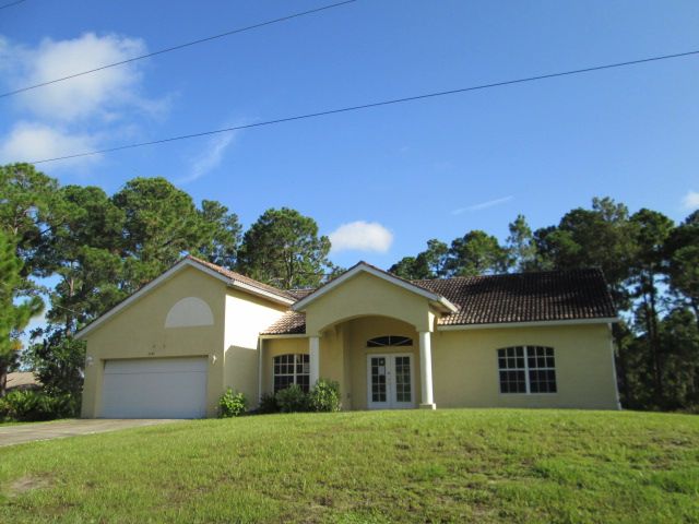 1141 Crestwood St E, Lehigh Acres, FL 33974