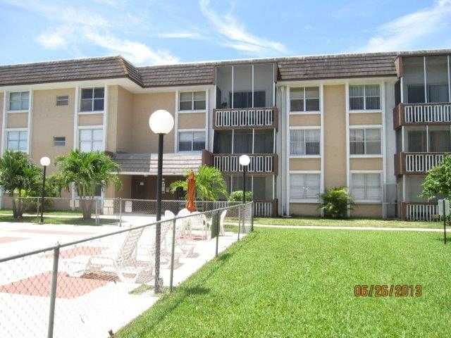 6705 Nw 169th St Apt C1, Hialeah, FL 33015