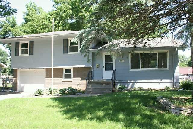 8405 Horton Ave, Urbandale, IA 50322