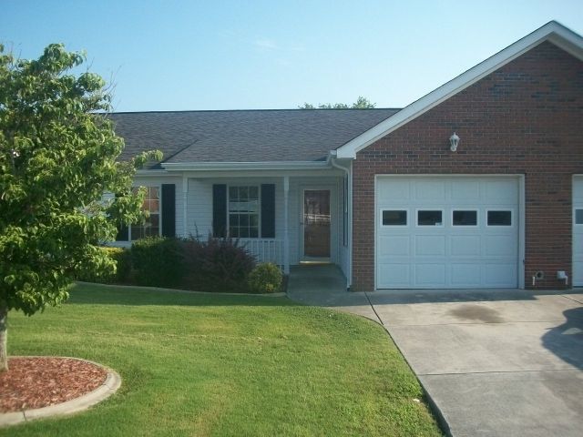 23 Flagstone Drive, Rossville, GA 30741