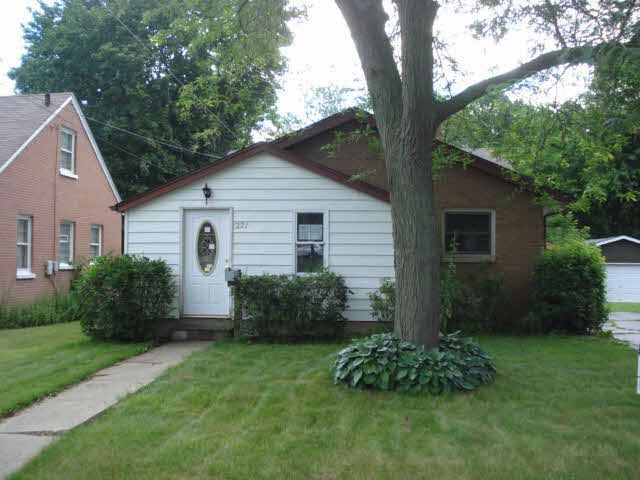 227 Keller Avenue, Waukegan, IL 60085