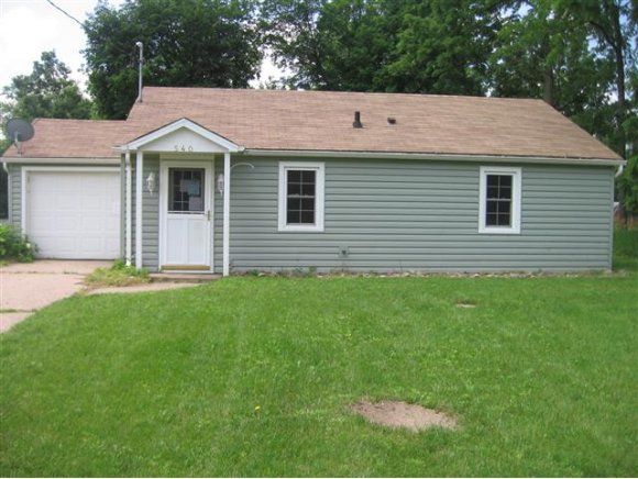 540 Madison St, Wild Rose, WI 54984