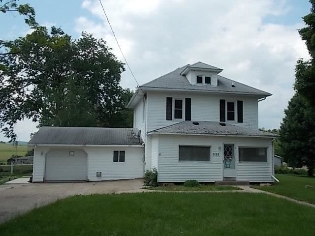 520 Mill St, La Valle, WI 53941