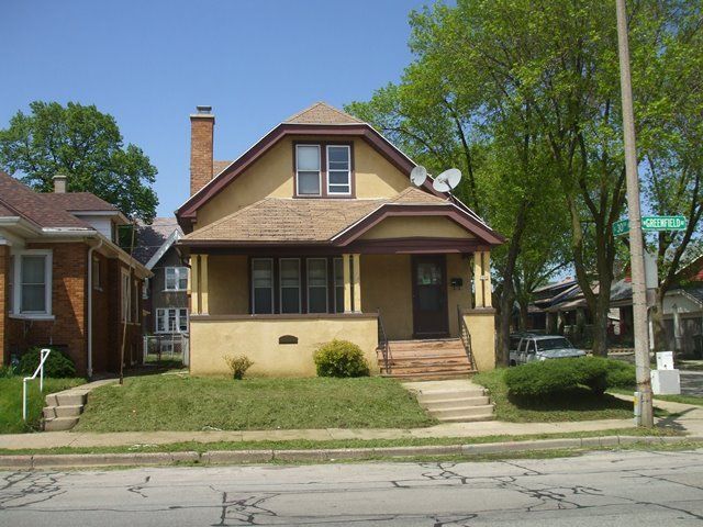 3000 W Greenfield Ave, Milwaukee, WI 53215