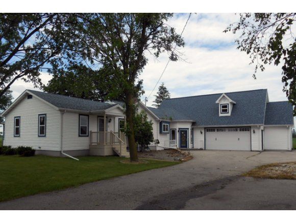 N8490 Van Dyne Rd, Fond Du Lac, WI 54937