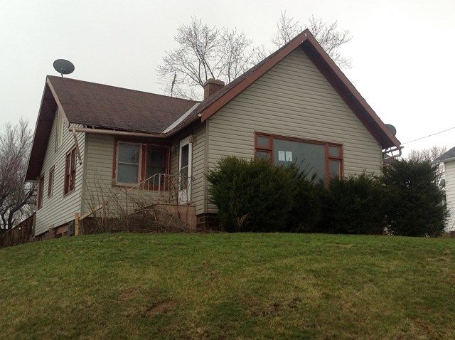 N497 Clarno Rd, Monroe, WI 53566