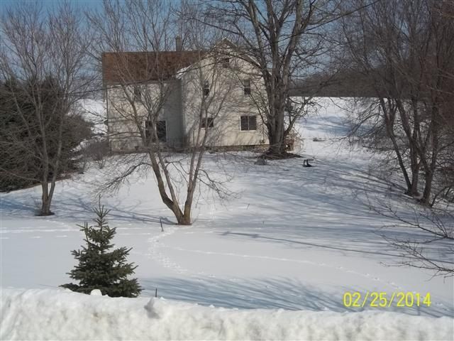 1730 Scenic Dr, Kewaskum, WI 53040