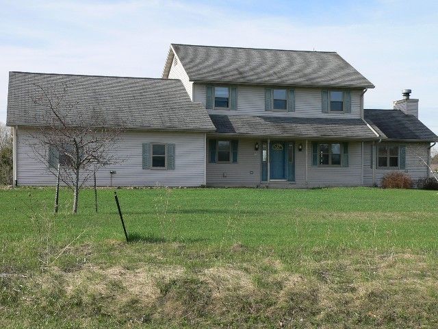 W7415 Christine Ct, Plymouth, WI 53073