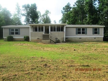 153 Forest Hill Dr, Eatonton, GA 31024