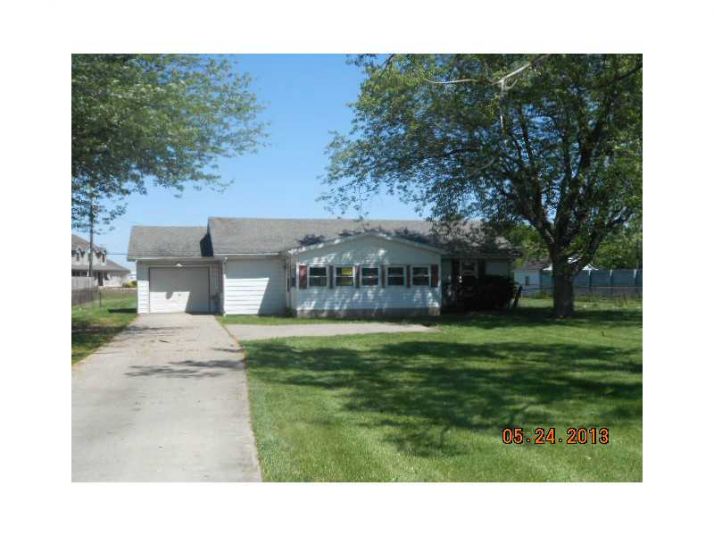 11576 N State Road 37, Elwood, IN 46036