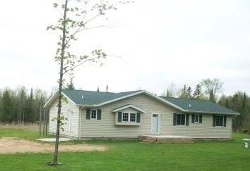 7229 Osier 40th Rd, Rapid River, MI 49878