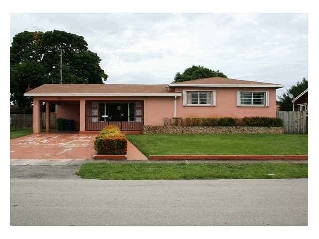 1071 NW 185 DR, Miami, FL 33169