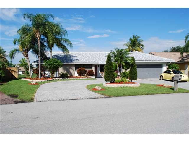 6861 LONGBOW BND, Fort Lauderdale, FL 33331